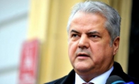 Adrian Nastase, prima postare pe blog din inchisoare: Cui i-a folosit condamnarea mea " emblematica"