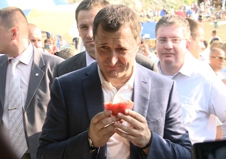 VIDEO. S-a deschis Gustar! Zeci de oameni au luat cu asalt Orheiul Vechi! Filat, prezent si el la eveniment