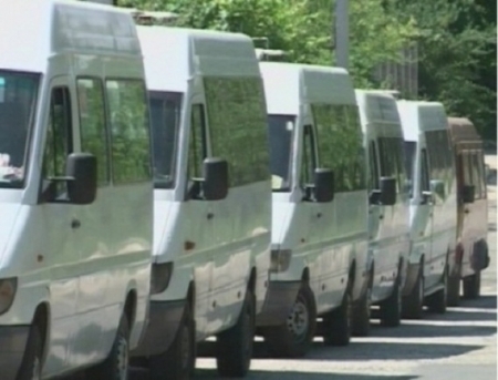 VIDEO. Pretul pentru o calatorie cu microbuzul nu se va schimba! Ce spun autoritatile