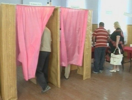 13 dintr-o lovitura. In 22 circumscriptii din autonomia gagauza va avea loc turul doi de scrutin
