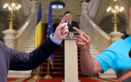 Crin Antonescu implineste 53 de ani. Va primi si el un buchet de trandafiri de la Traian Basescu