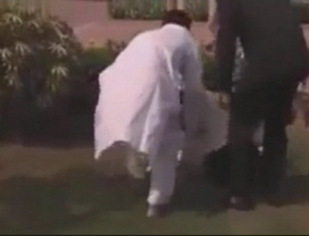 VIDEO. Momentul in care premierul Australiei, Julia Gillard, se prabuseste la pamant in timpul unei vizite