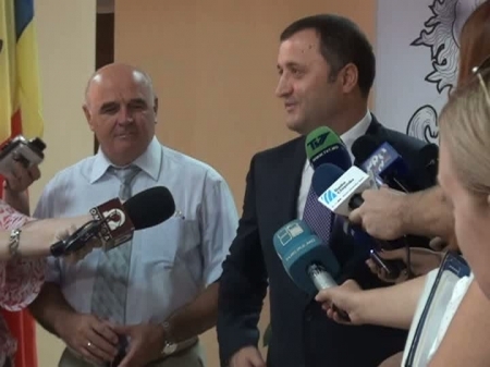 VIDEO. Bani pentru Balti! Panciuc: Pentru drumuri nu au fost alocate fonduri! Ce i-a raspuns Filat