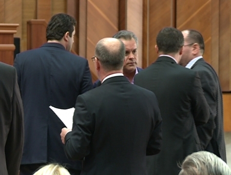 VIDEO. Vlad Plahotniuc, imbrancit de Iurie Munteanu chiar la sedinta Parlamentului