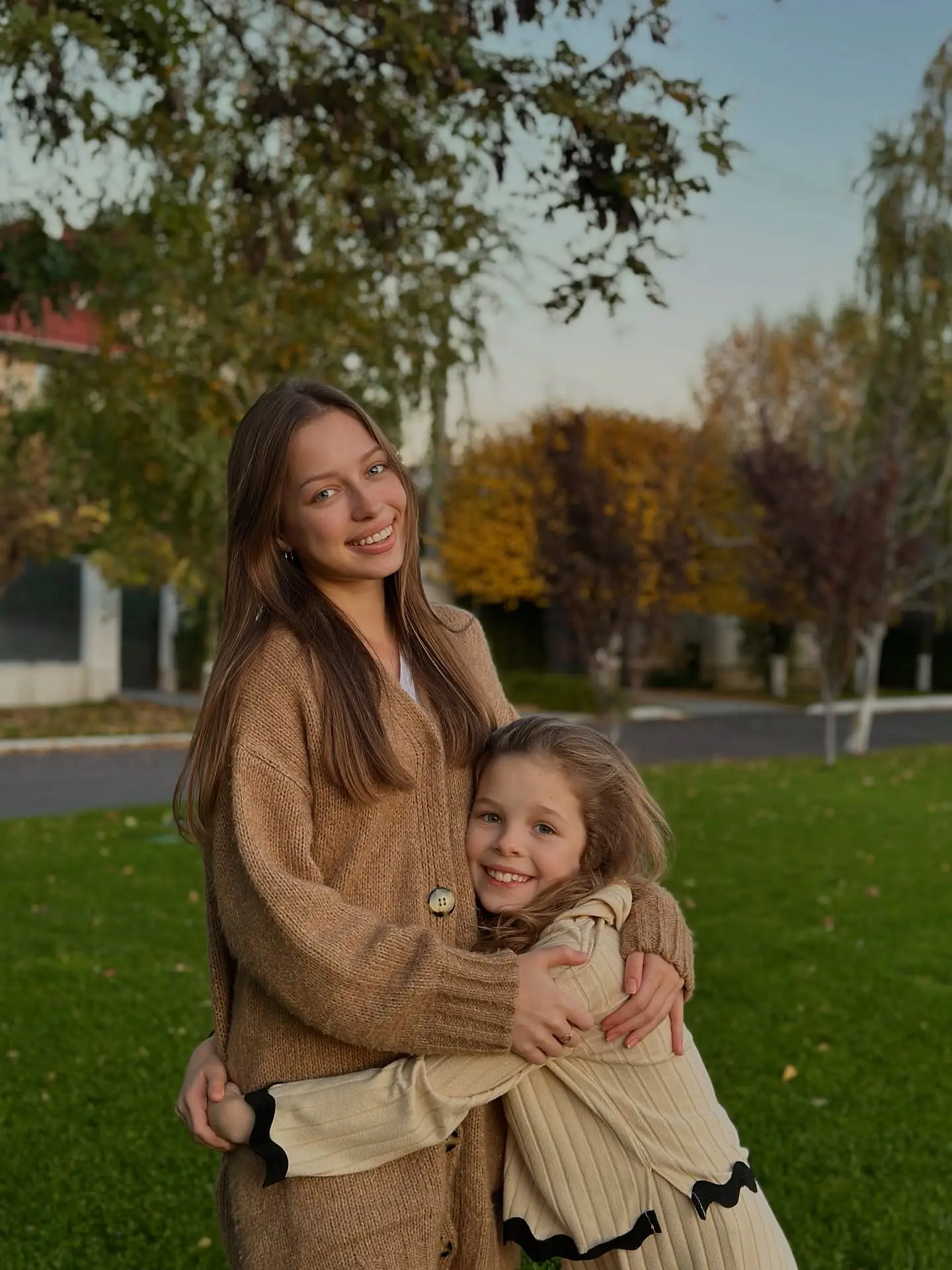 Malvina și Manuella Cârnaț