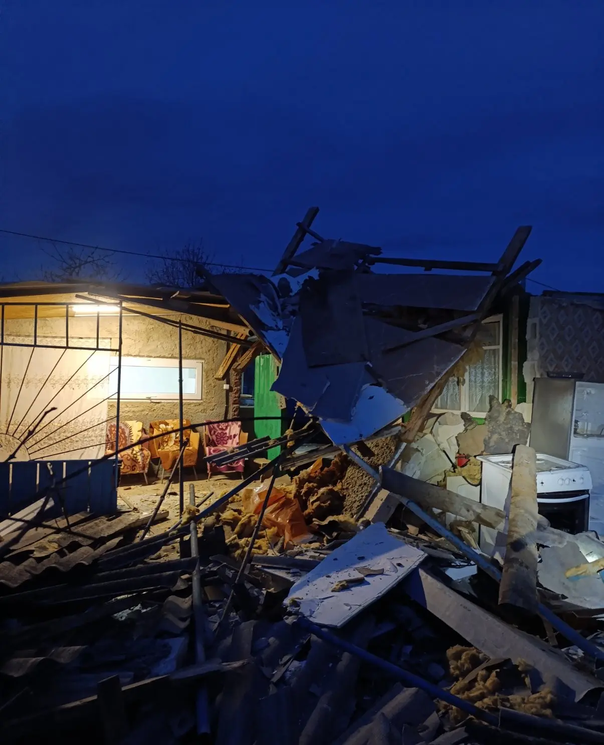 Deflagrație într-o casă