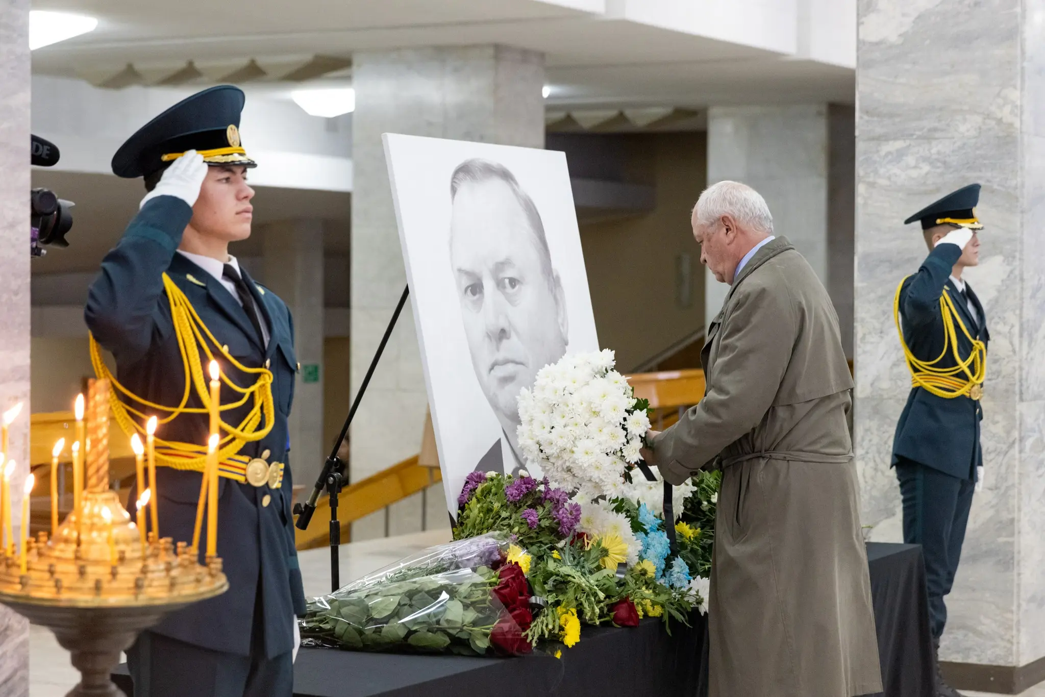 Alexandru Munteanu își ia rămas bun de la Ilie Ilașcu 