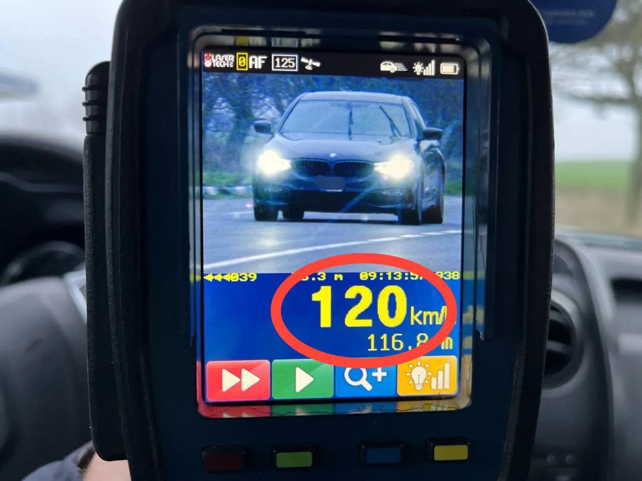 Depășirea limitei de viteză