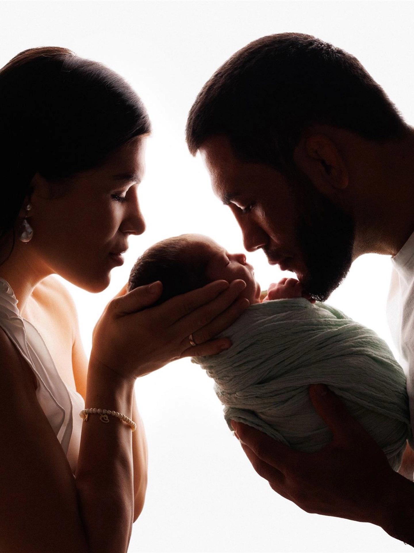 Anastasia Nichita, Valeriu Mircea și micuța lor