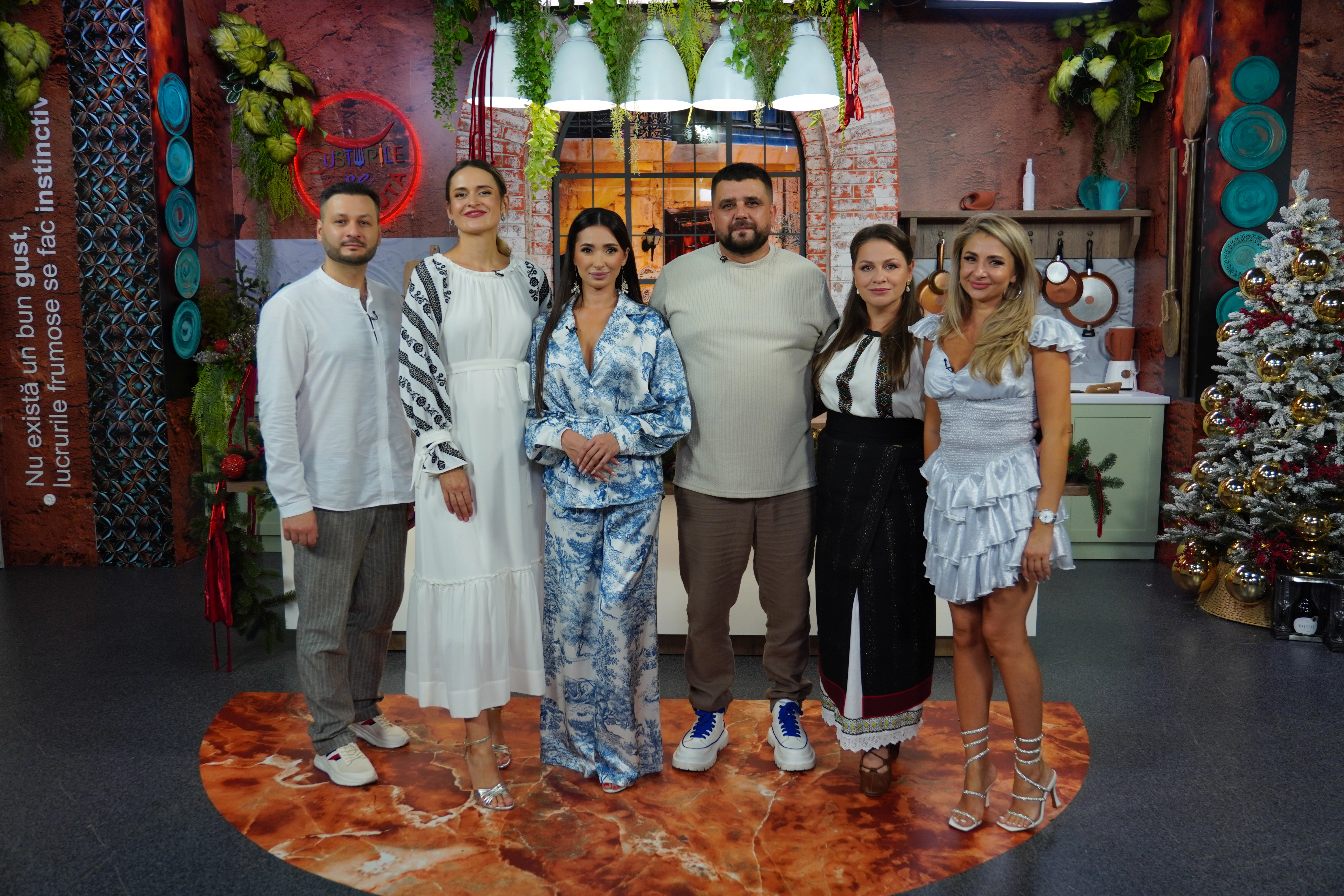 Invitații și prezentatorii emisiunii „Gusturile se discută”