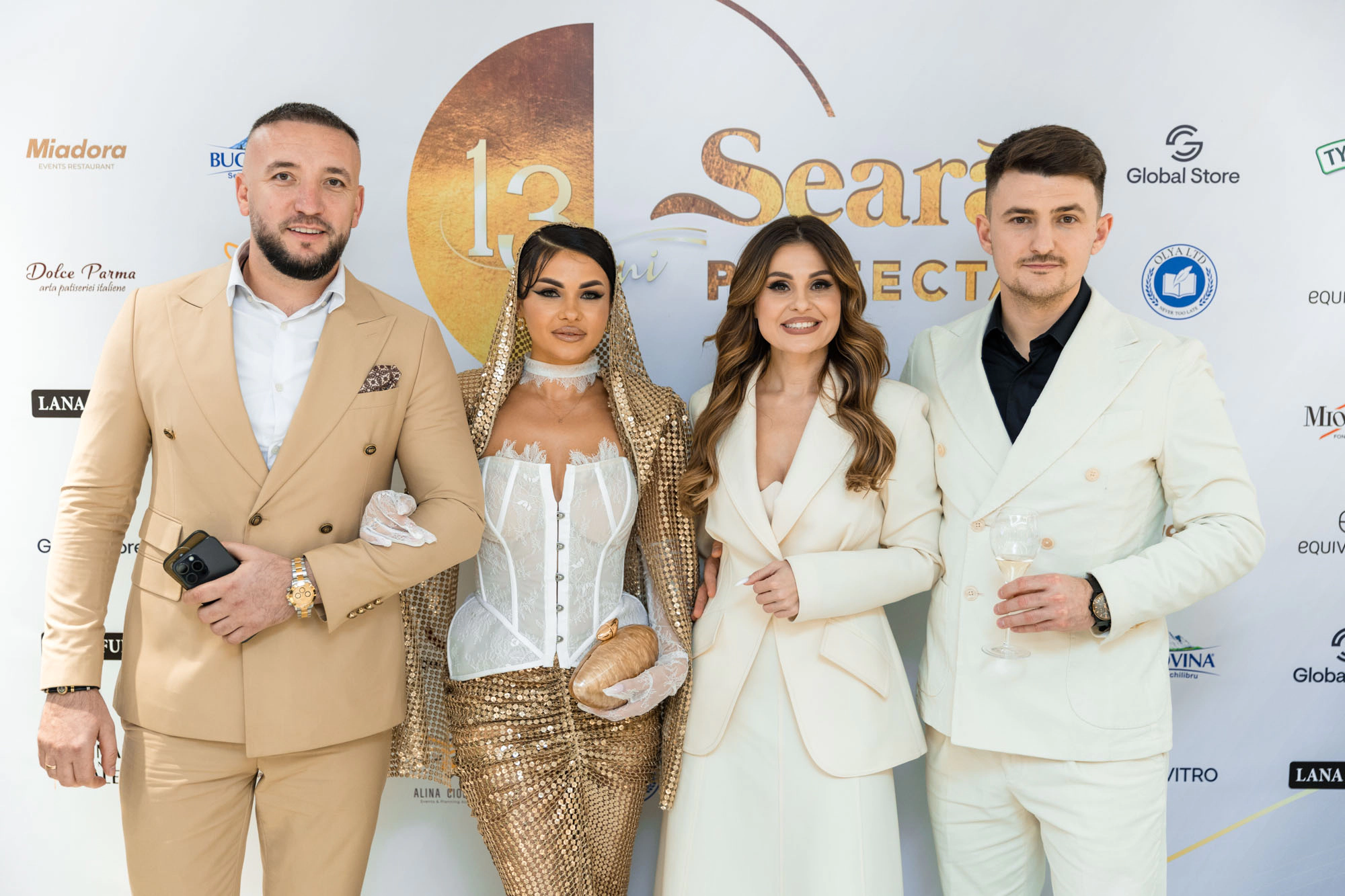 Familia Maxian și familia Paniș