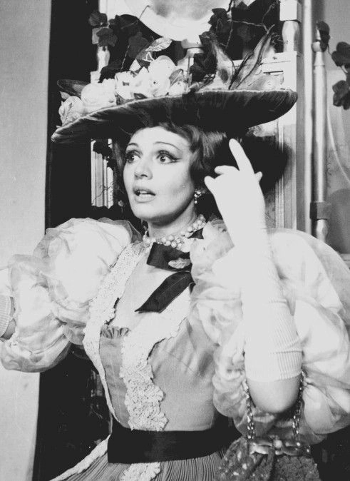 Claudine Auger, actriță franceză