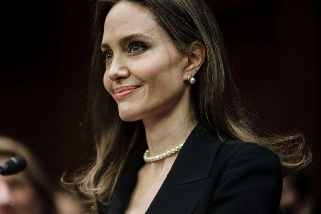 Angelina Jolie