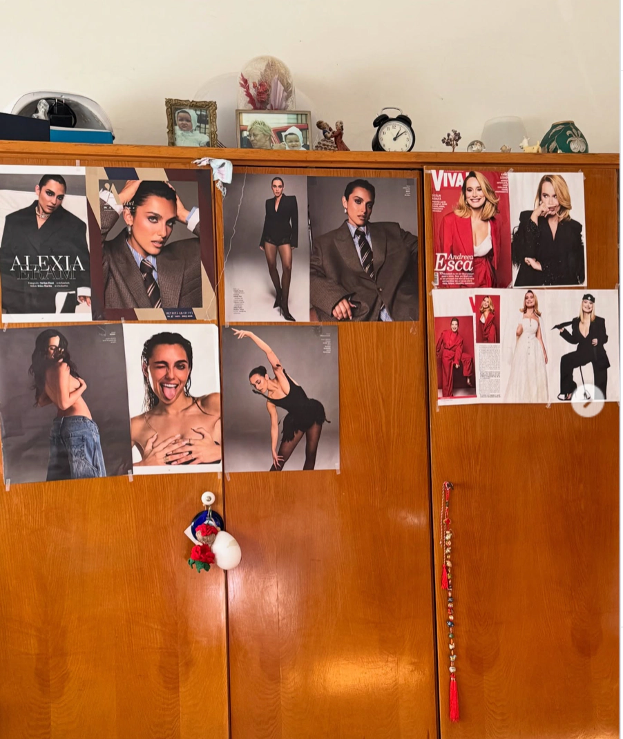 Postare de pe pagina Andreei Esca