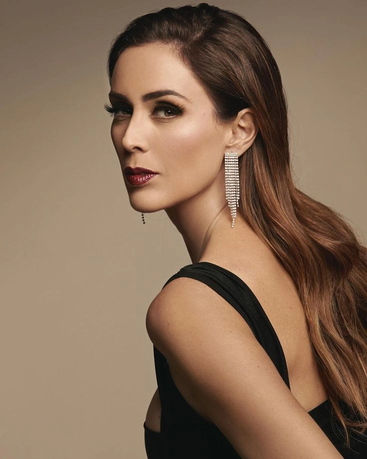 Jacqueline Bracamontes