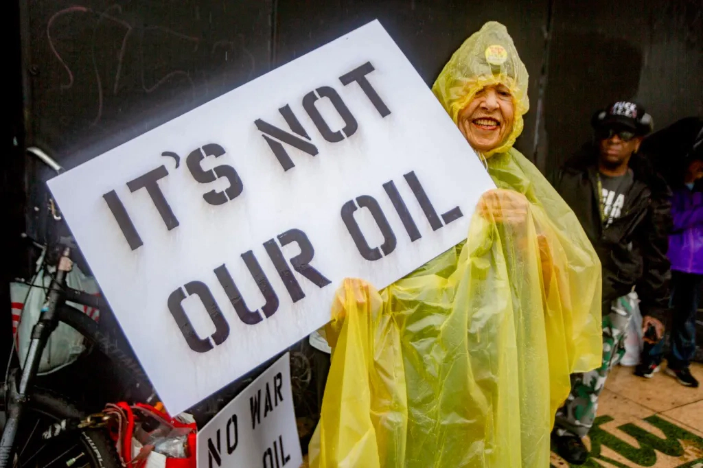 Protest în Los Angeles față de intervenția americană în Venezuela