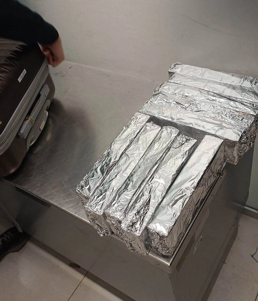 Țigări depistate la Aeroport