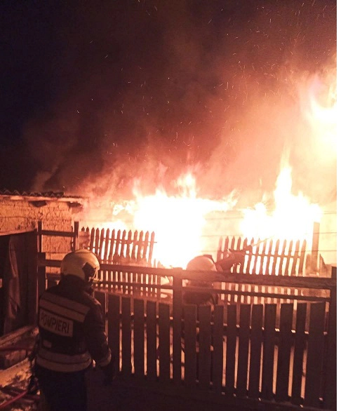 Casa care a luat foc 