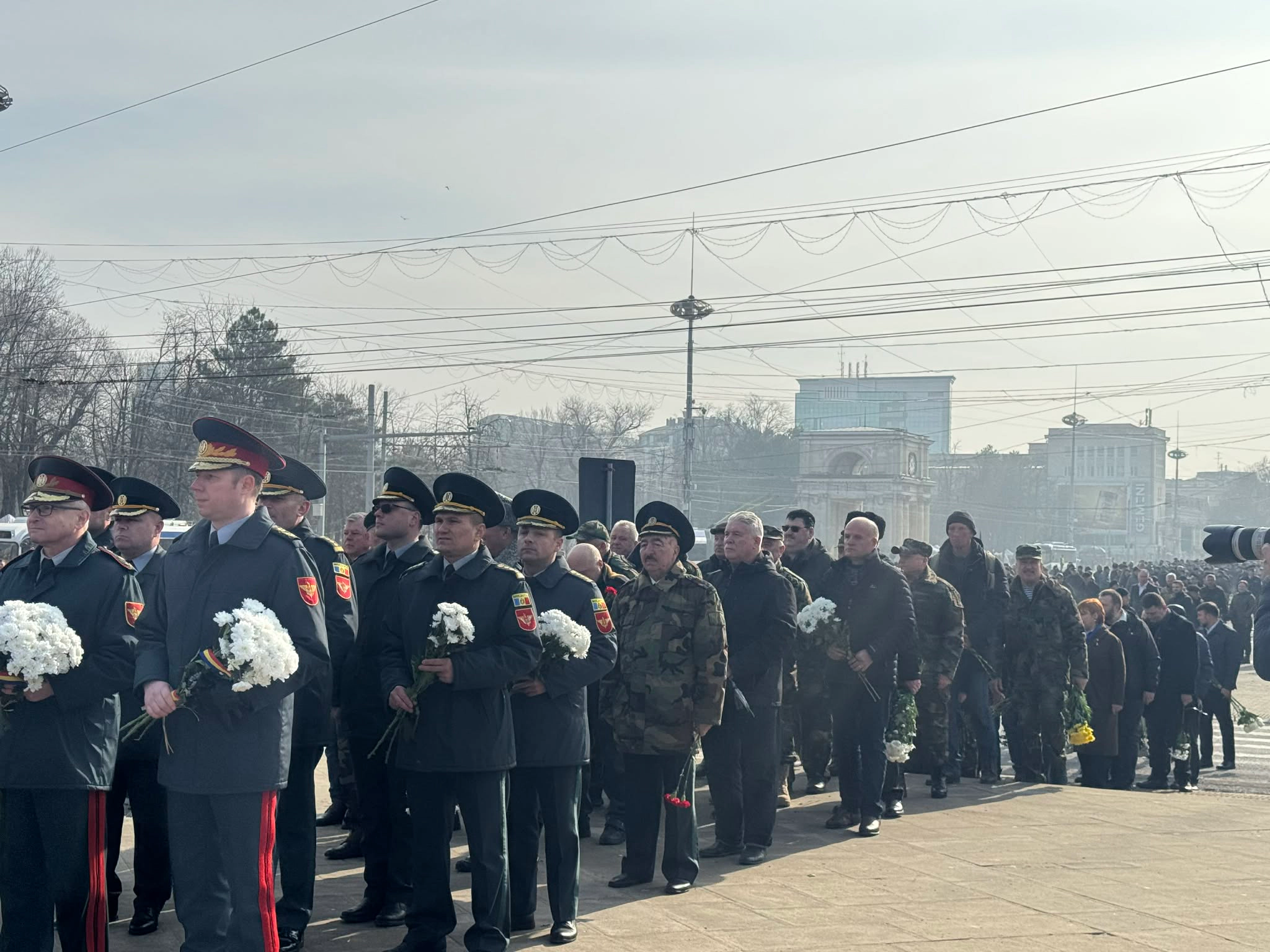 Militari, ofițeri și veterani de război