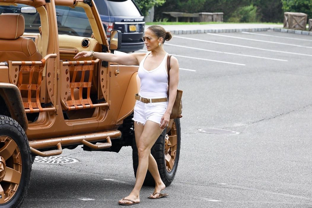 Jennifer Lopez