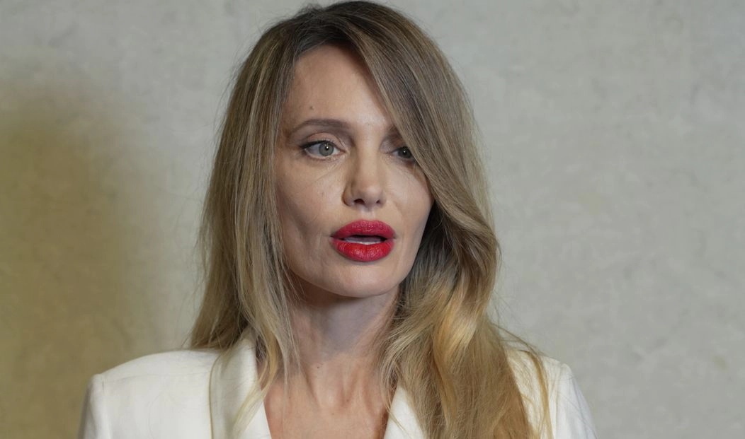 Angelina Jolie