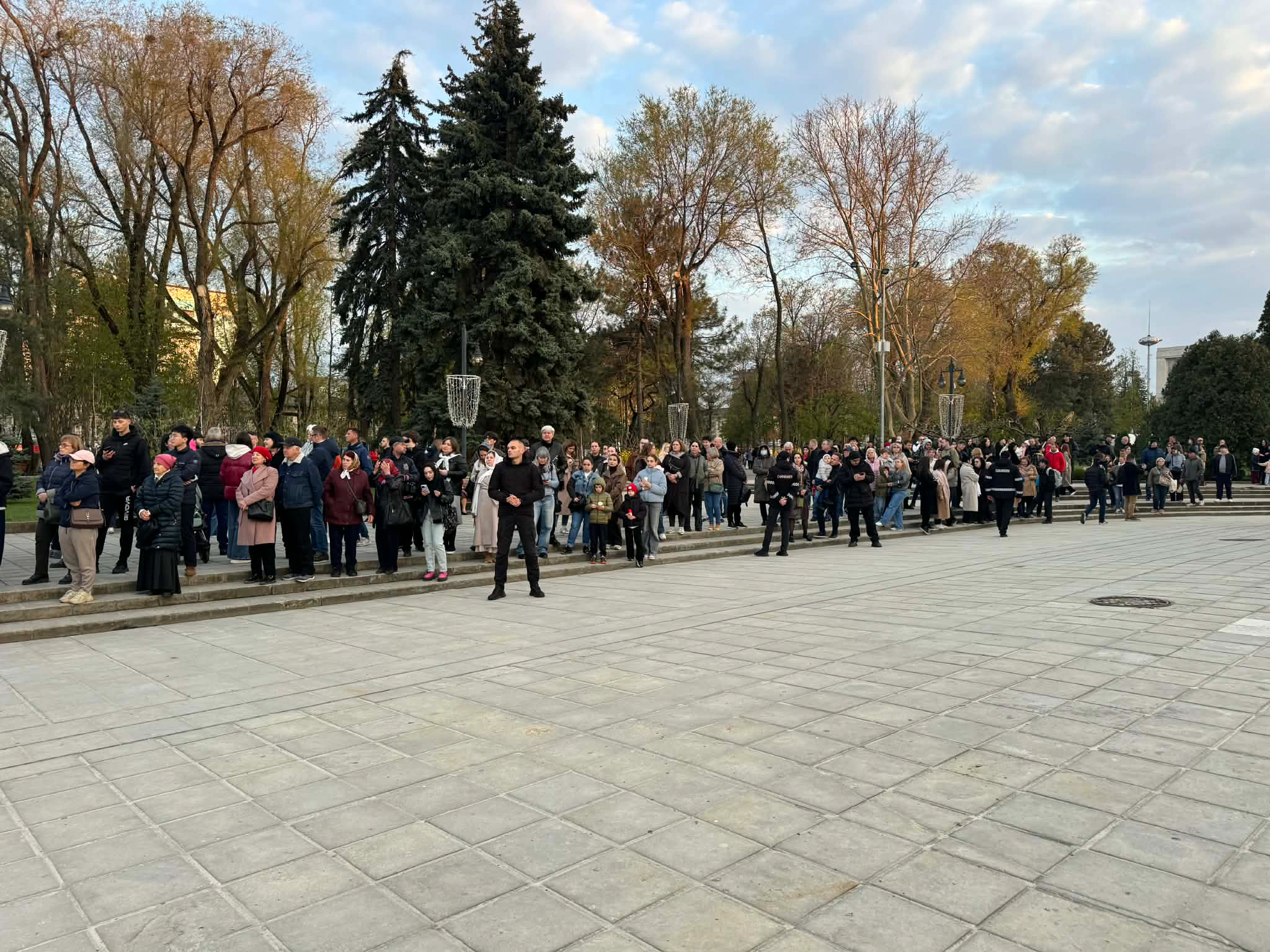 Slujba Învierii din Noaptea Sfintelor Paști