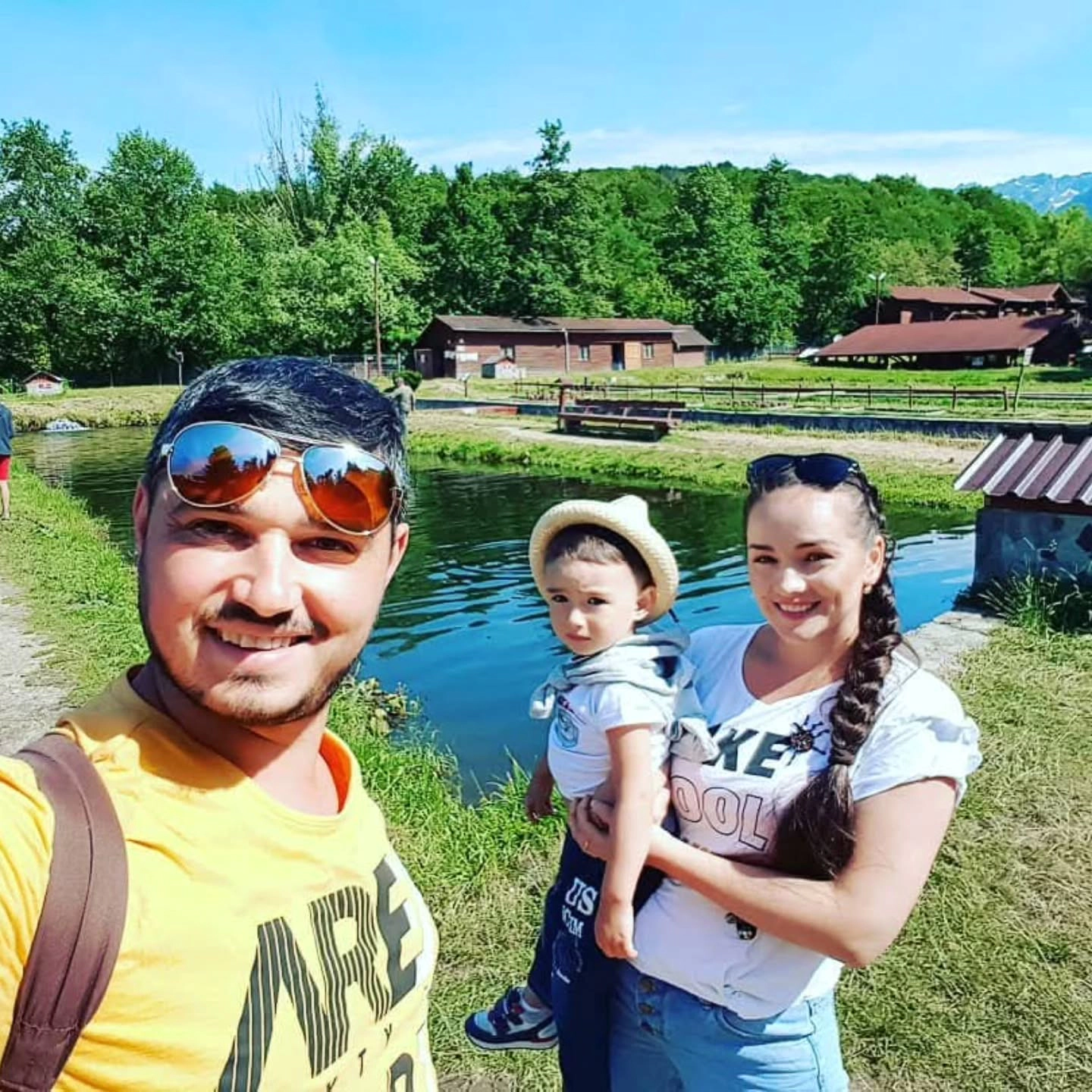 Luciana Spînu, Dorin Ieseanu și fiul acestora
