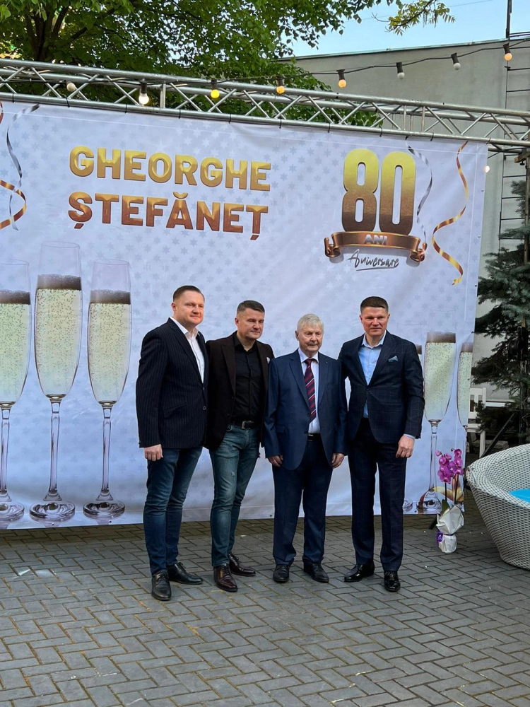 Gheorghe Ștefăneț și cei trei fii ai săi