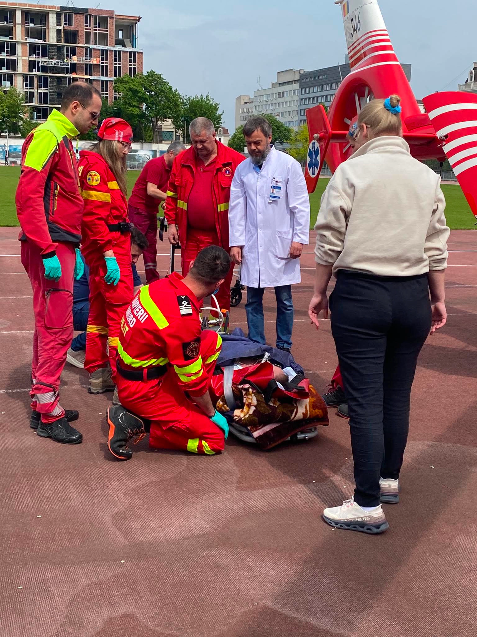 Intervenția medicilor