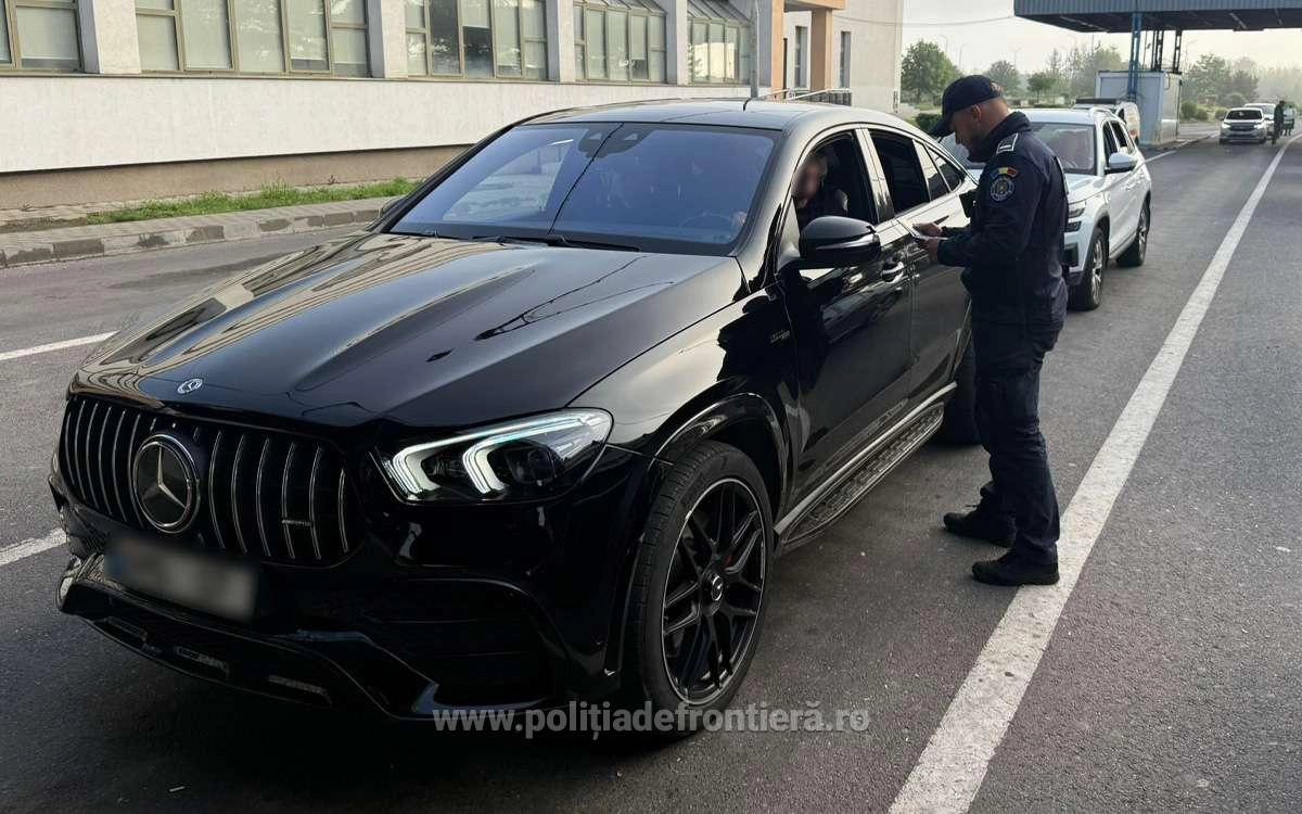 Reținut la frontiera