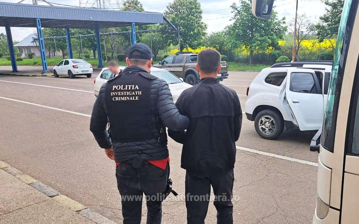 Reținut la frontiera