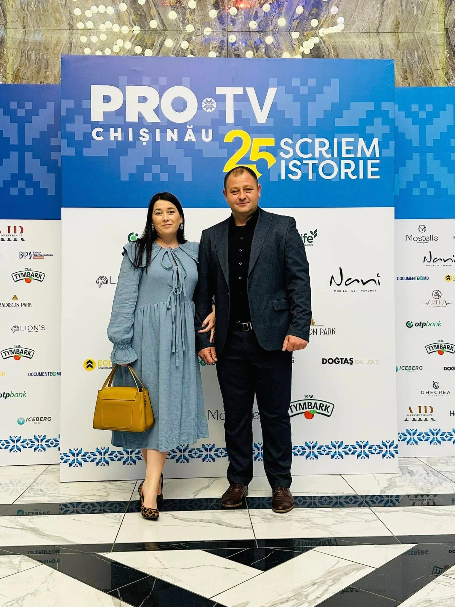 Victoria Roșca și Viorel Vacari