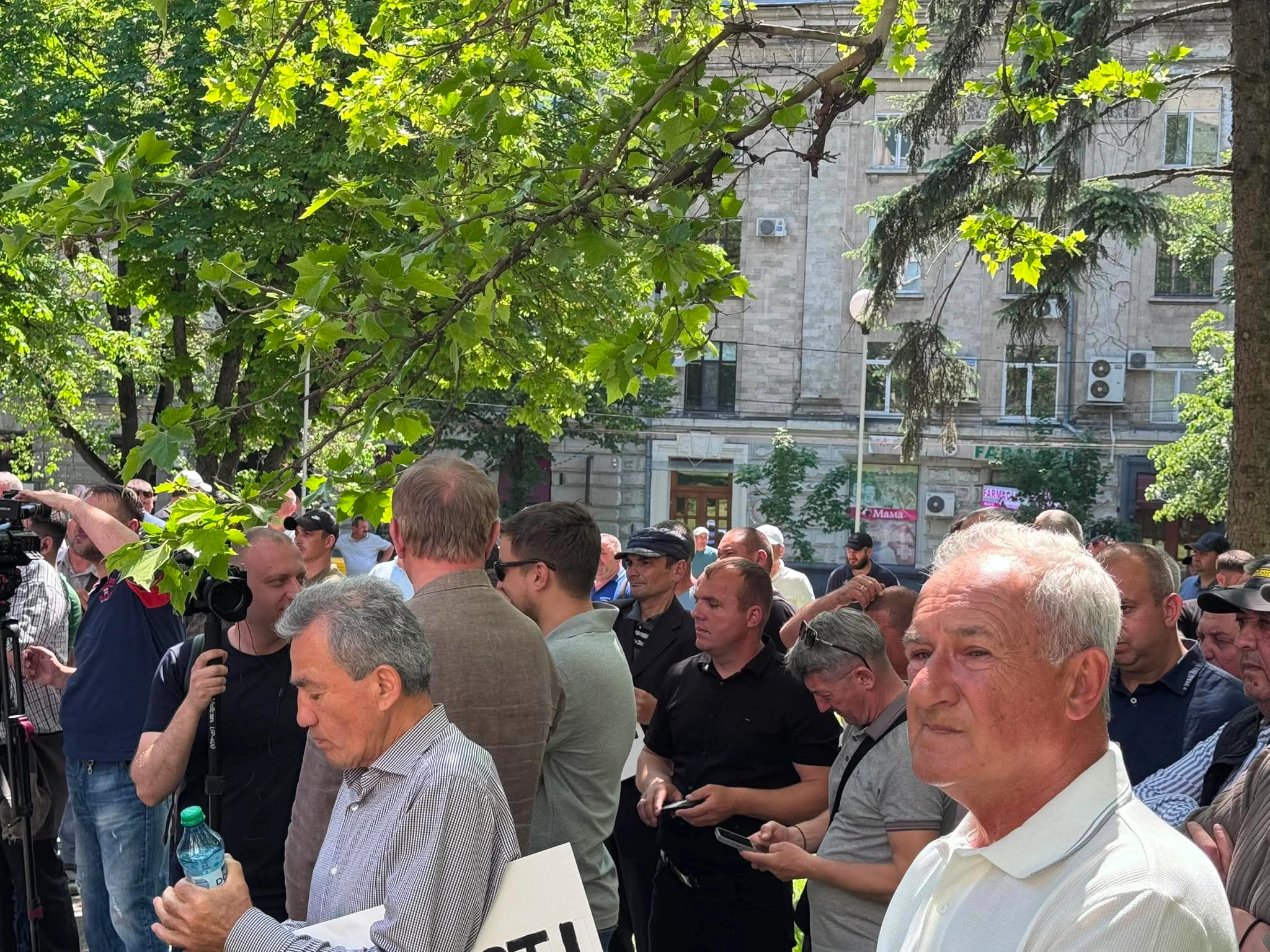Protest la Guvern