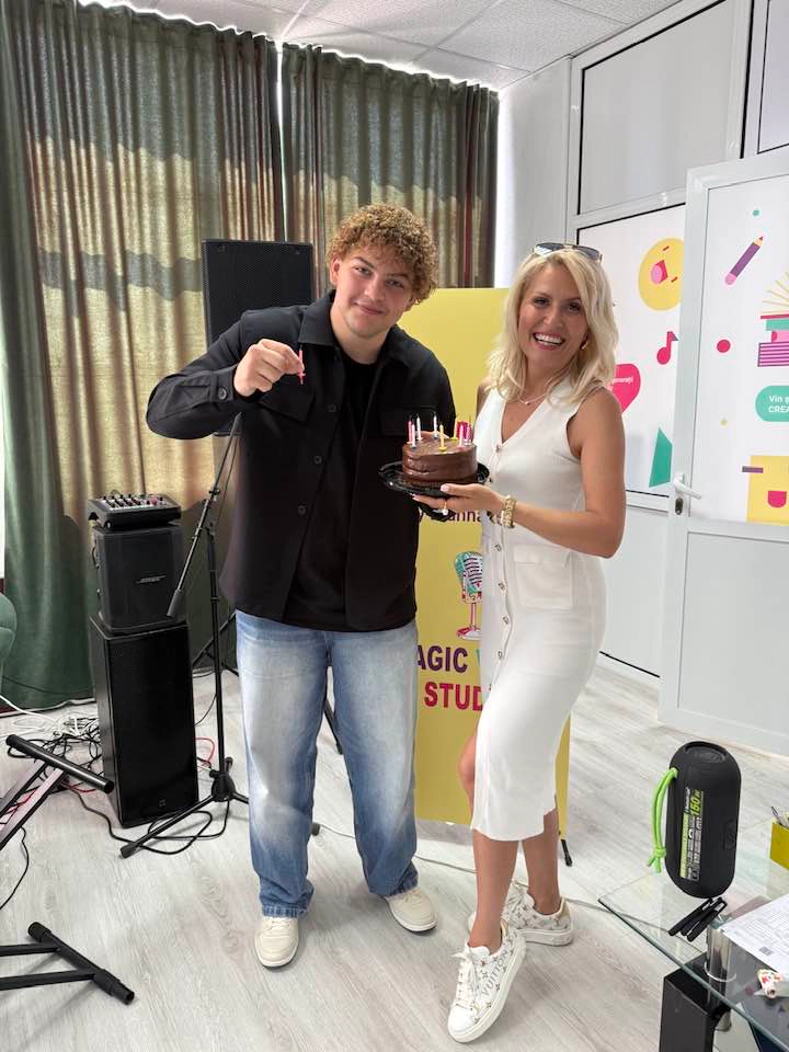  Dianna Rotaru și Dimonn