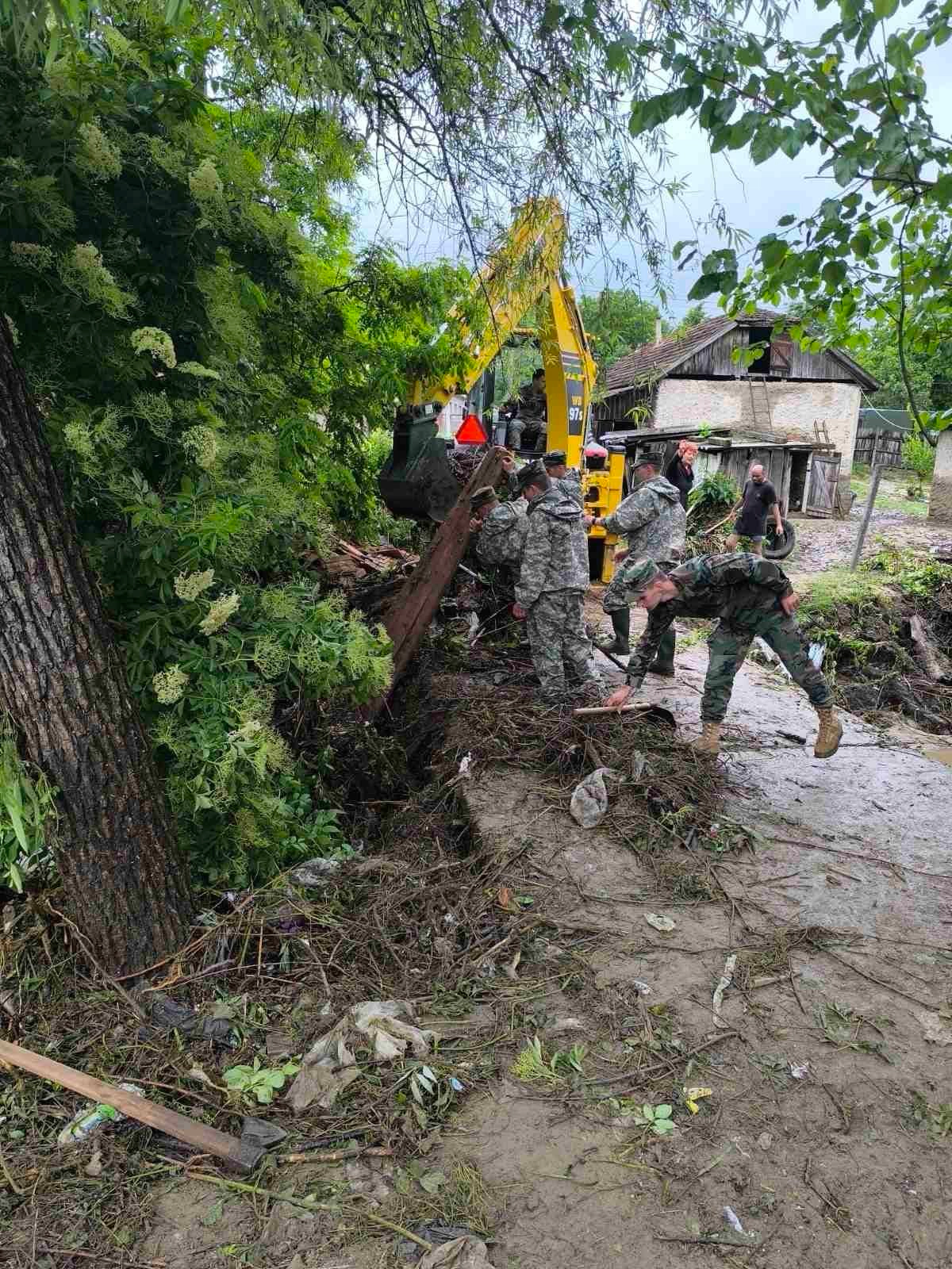 Intervenție militari