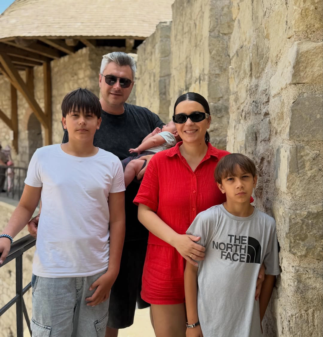 Familia lui Viorel Cozma și Zina Bivol