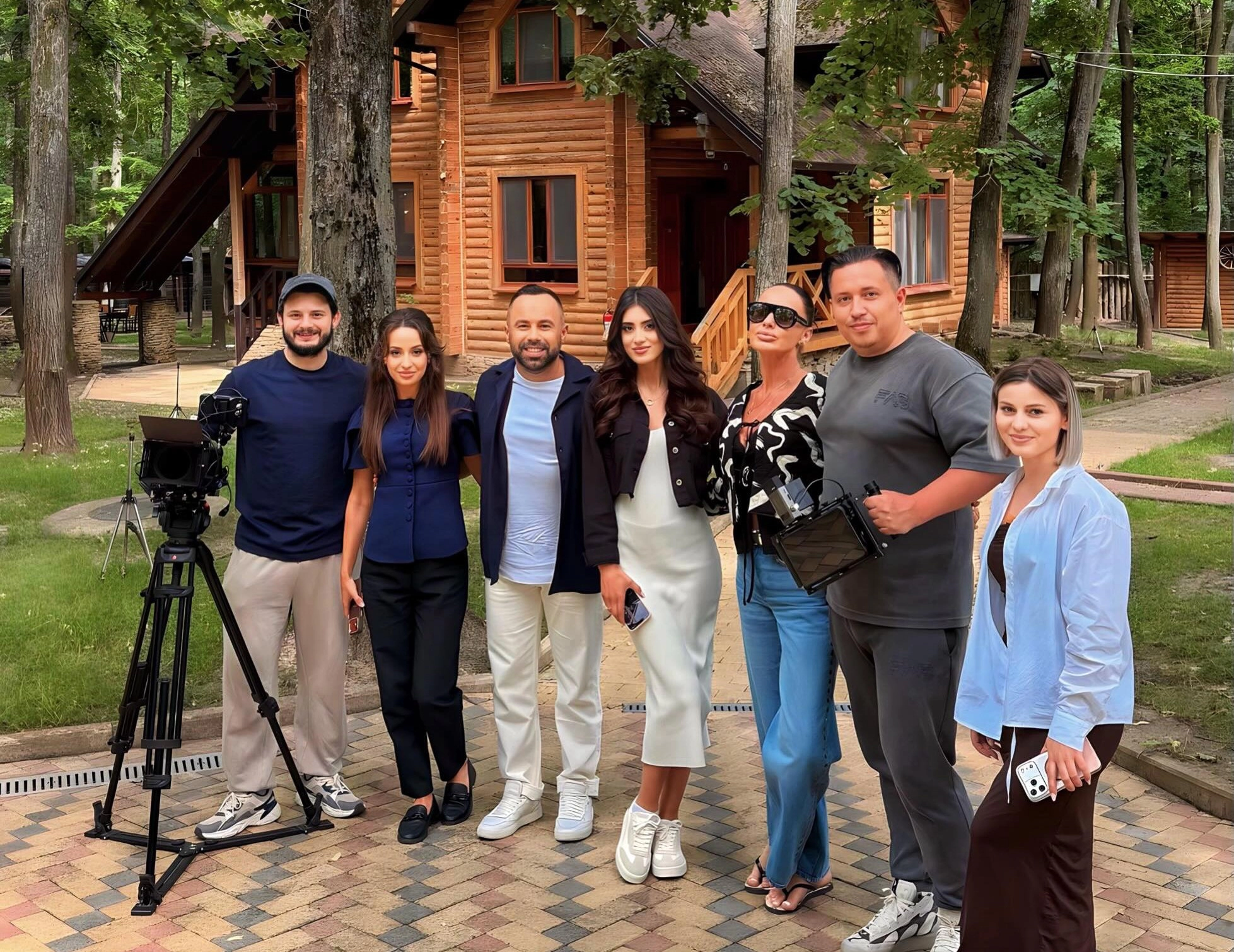 Filmările pentru piesa „Sub alte Stele”