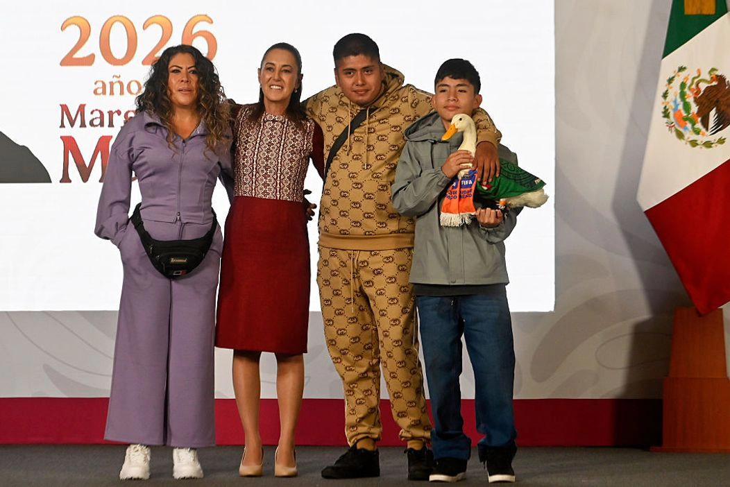 Merlin alături de președintele Mexicului, Claudia Sheinbaum
