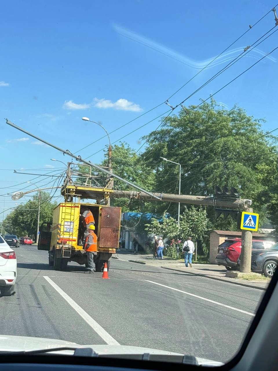 Pilon căzut