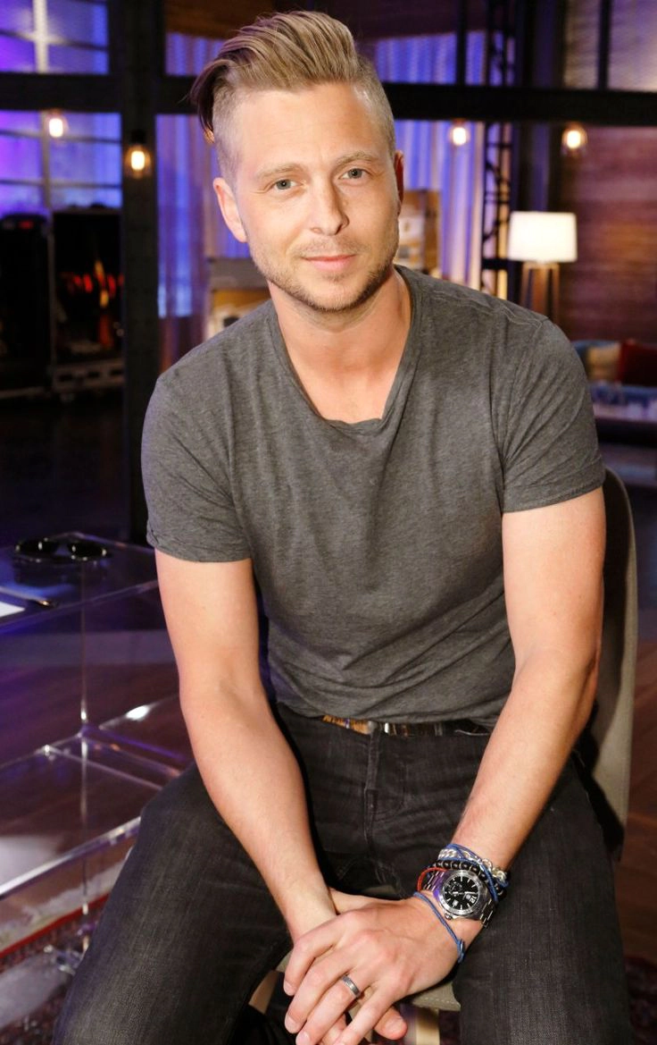  Ryan Benjamin Tedder