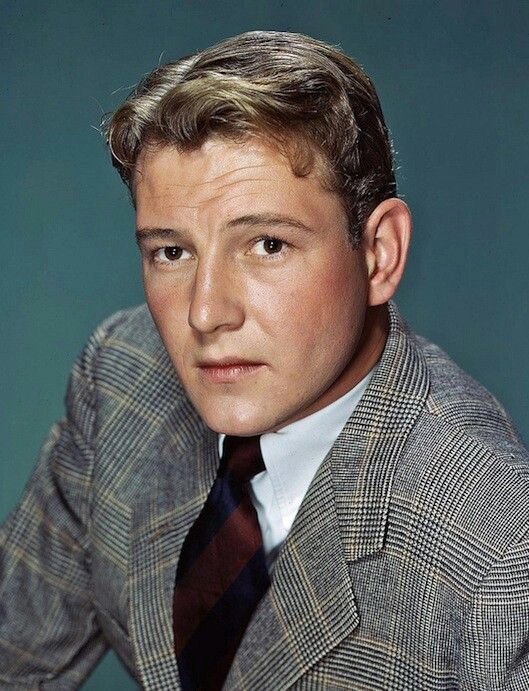 Tom Drake