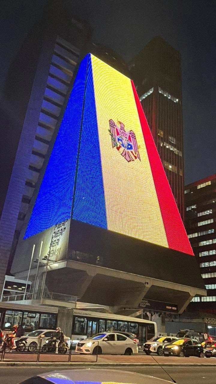 Tricolorul Moldovei pe un ecran gigant din São Paulo
