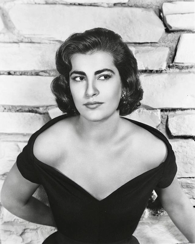 Irene Papas