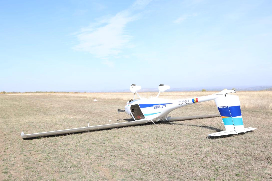 Aeronava avariată