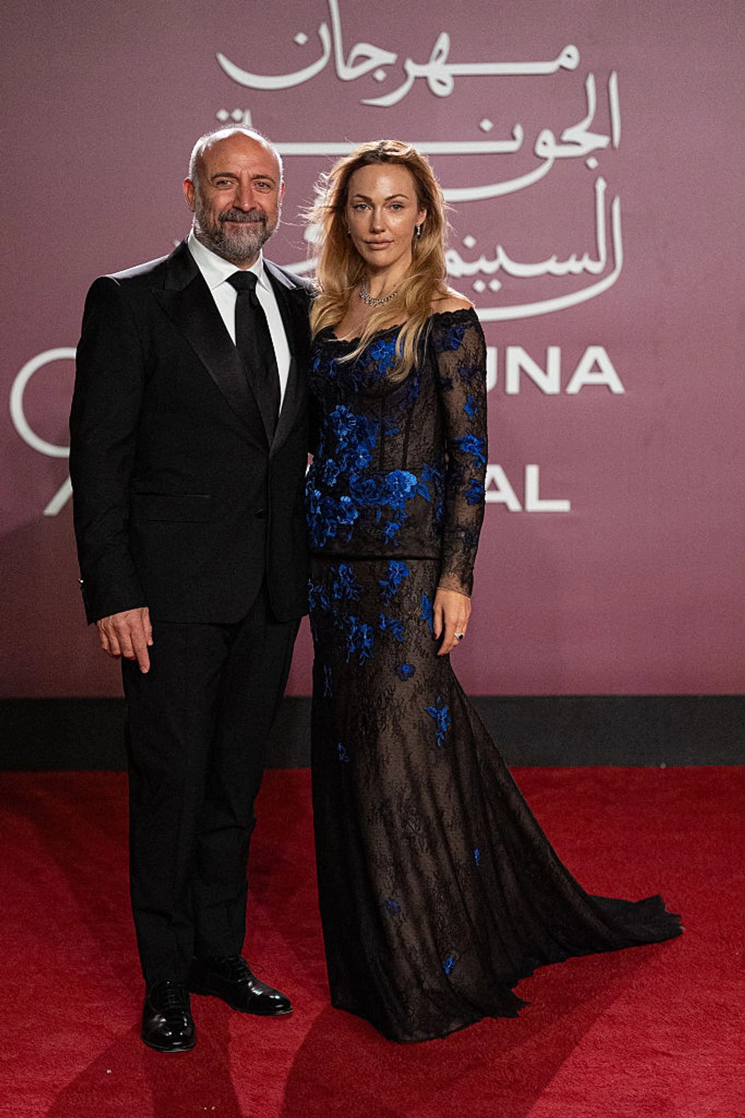Halit Ergenç și Meryem Uzerli, pe covorul roșu al Festivalului de Film de la El Gouna 