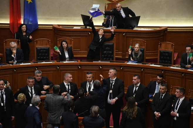 Bătaie în parlamentul Albaniei